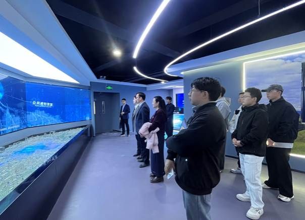 543c2e98817511323329f6f1d09455b4